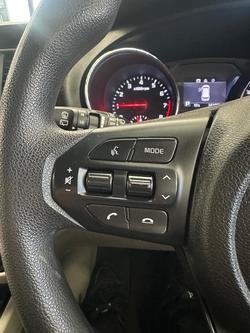 2018 Kia Carnival S YP MY19 Silky Silver