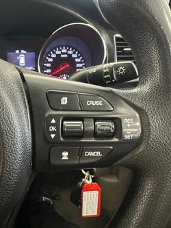 2018 Kia Carnival S YP MY19 Silky Silver