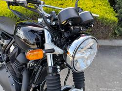 2026 Royal Enfield INTERCEPTOR 650 E5 CLASSIC Black