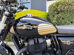 2026 Royal Enfield INTERCEPTOR 650 E5 CLASSIC Black