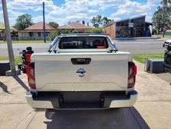 2025 NISSAN D23 ST NAVARA 4X4 2.3 DSL AUTO DC ST WHITE PEARL