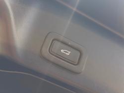 2019 Land Rover Range Rover Evoque P200 R-Dynamic S