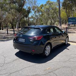 2015 Mazda 3 Neo