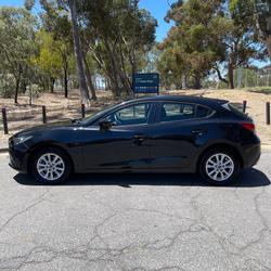 2015 Mazda 3 Neo