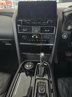 2025 Nissan Patrol Warrior Y62 MY25 4X4 Dual Range Gun Metallic