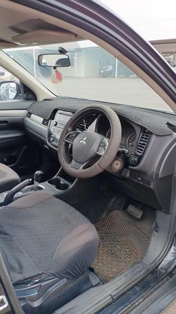 2013 Mitsubishi Outlander ES ZJ MY14 4X4 On Demand Black