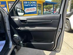 2018 Toyota Hilux SR