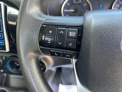 2018 Toyota Hilux SR