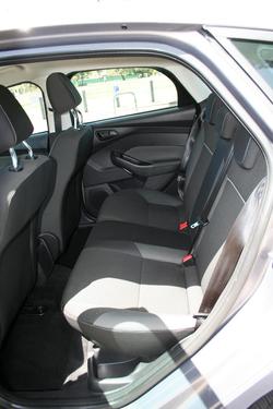 2012 Ford Focus Ambiente LW Lunar Sky