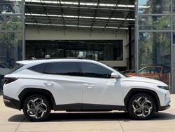 2022 Hyundai Tucson Highlander NX4.V1 MY22 AWD White Cream