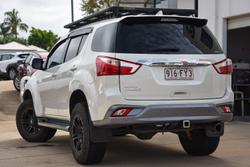 2019 Isuzu MU-X LS-T