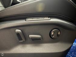 2025 Volkswagen T-Roc 140TSI R-Line