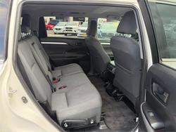 2019 TOYOTA KLUGER GX (4x2)