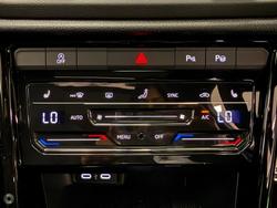 2025 Volkswagen T-Roc 140TSI R-Line