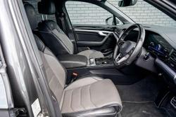 2022 Volkswagen Touareg 210TDI R-Line