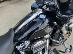 2022 HARLEY-DAVIDSON FLTRXS ROAD GLIDE SPECIAL BLACK