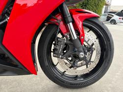 2013 Honda CBR1000RR (FIREBLADE) Red