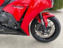 2013 Honda CBR1000RR (FIREBLADE) Red