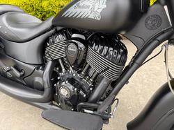 2019 Indian CHIEF DARK HORSE ThunderBLACKSmoke
