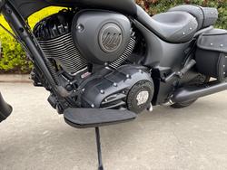 2019 Indian CHIEF DARK HORSE ThunderBLACKSmoke
