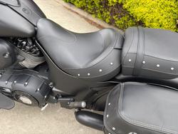 2019 Indian CHIEF DARK HORSE ThunderBLACKSmoke