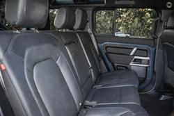 2023 Land Rover Defender 110 P400e X-Dynamic SE