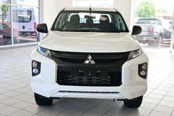 2021 Mitsubishi Triton GLX