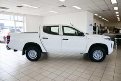 2021 Mitsubishi Triton GLX