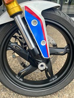 2020 BMW Motorrad G 310 R WHITE