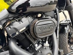 2018 HARLEY-DAVIDSON FXFBS FAT BOB Black