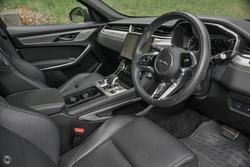 2023 Jaguar F-PACE P250 R-Dynamic SE