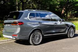 2023 BMW X7 xDrive40d Design Pure Excellence
