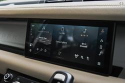 2020 Land Rover Defender 110 D240 SE