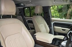 2020 Land Rover Defender 110 D240 SE