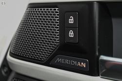 2020 Land Rover Defender 110 D240 SE