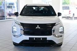 2024 Mitsubishi Outlander Black Edition