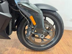 2010 BMW Motorrad K1300 R GREY