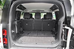 2020 Land Rover Defender 110 D240 SE