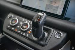 2020 Land Rover Defender 110 D240 SE