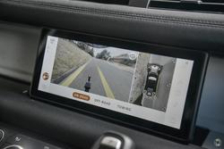 2020 Land Rover Defender 110 D240 SE