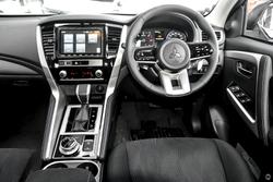 2025 Mitsubishi Pajero Sport GLX QG MY25 4X4 Dual Range Blade Silver