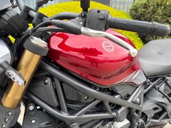 2021 Benelli 2021 Benelli 750CC 752S Road Red