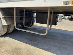 2006 FTE Bogie Axle 16 Pallet Fridge Trailer