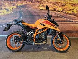 KTM 390 Duke