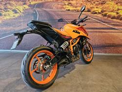 2024 KTM 390 Duke Duke Orange