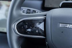 2025 Jaecoo J7 SHS Track