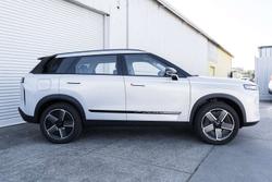 2025 Jaecoo J7 SHS Track