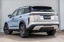 2025 Jaecoo J7 SHS Summit