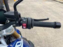 2024 BMW Motorrad R 1250 R BLUE