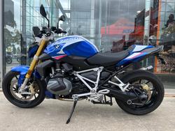 2024 BMW Motorrad R 1250 R BLUE